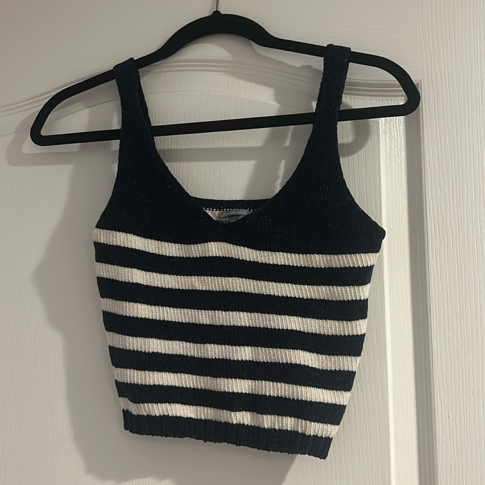 navy blue and white tank top